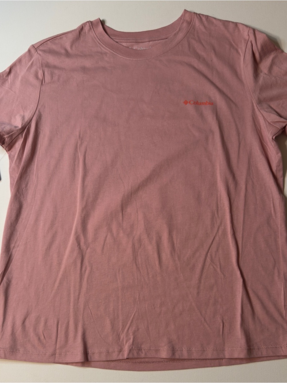 NWT Women's Columbia Short-Sleeve Crew T-Shirt Eraser Pink Size M (D2)